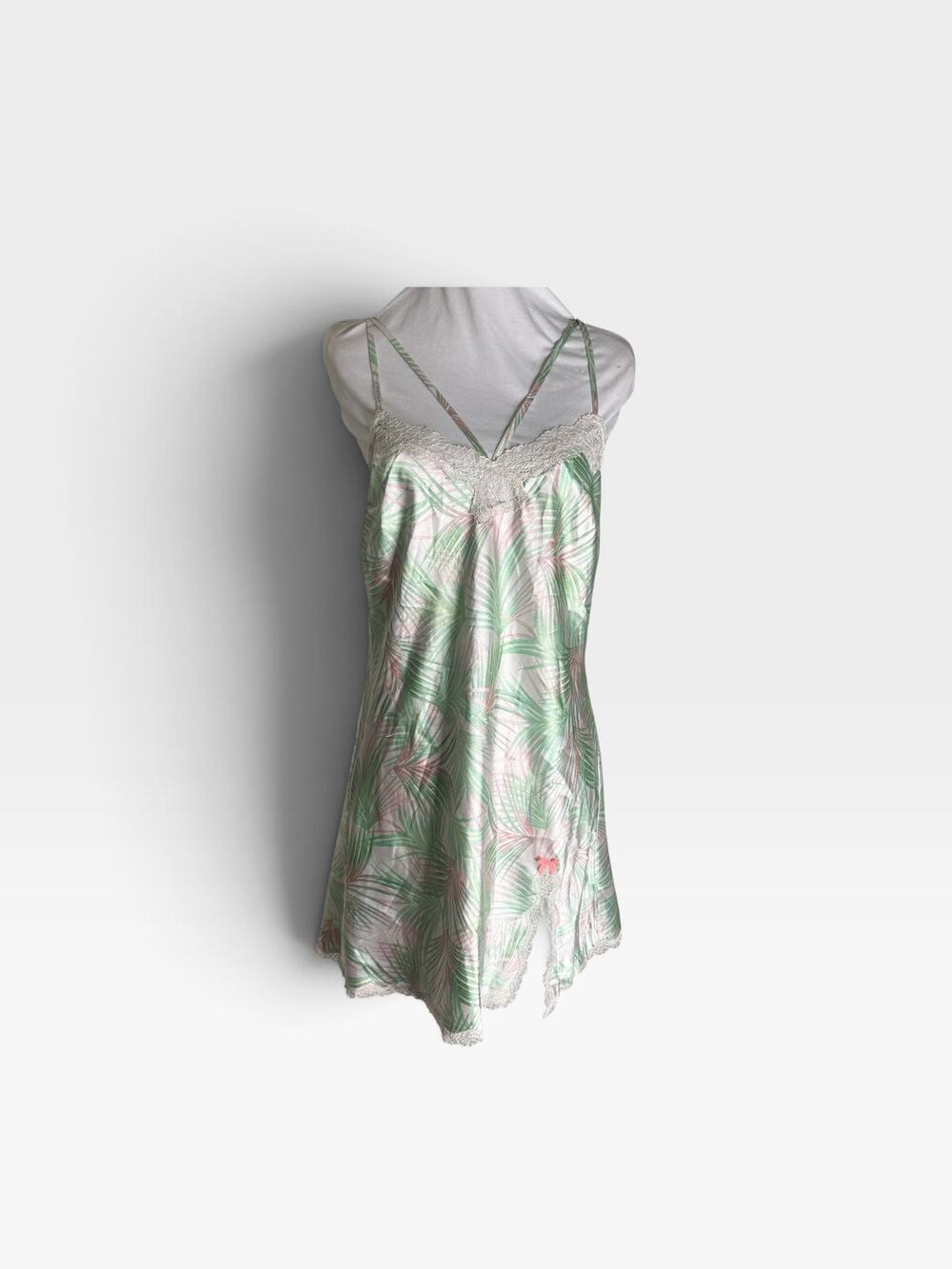 Vintage Y2K Victoria’s Secret Satin Palm Print Lace Chemise Slip M